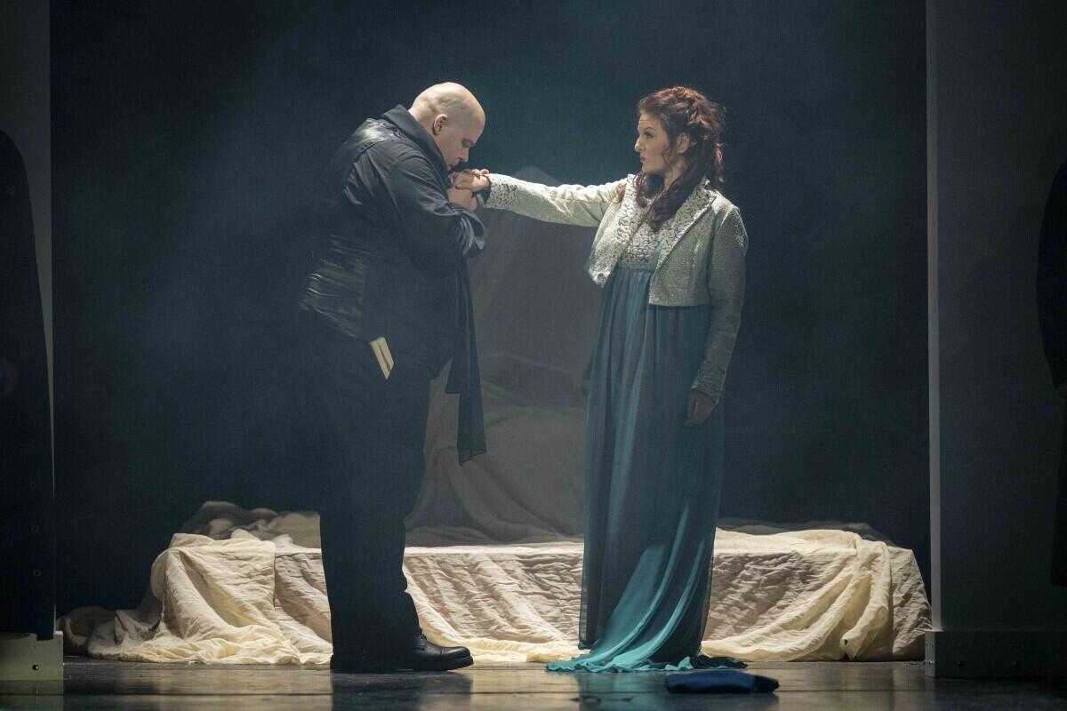 Slavná Pucciniho opera Tosca, foto: Artur Irma